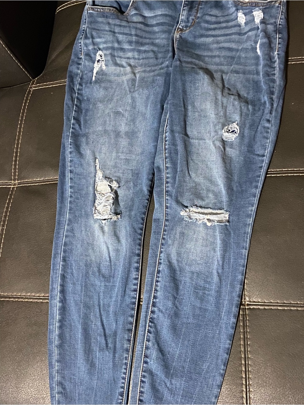 Jeans - Picture 2 of 2